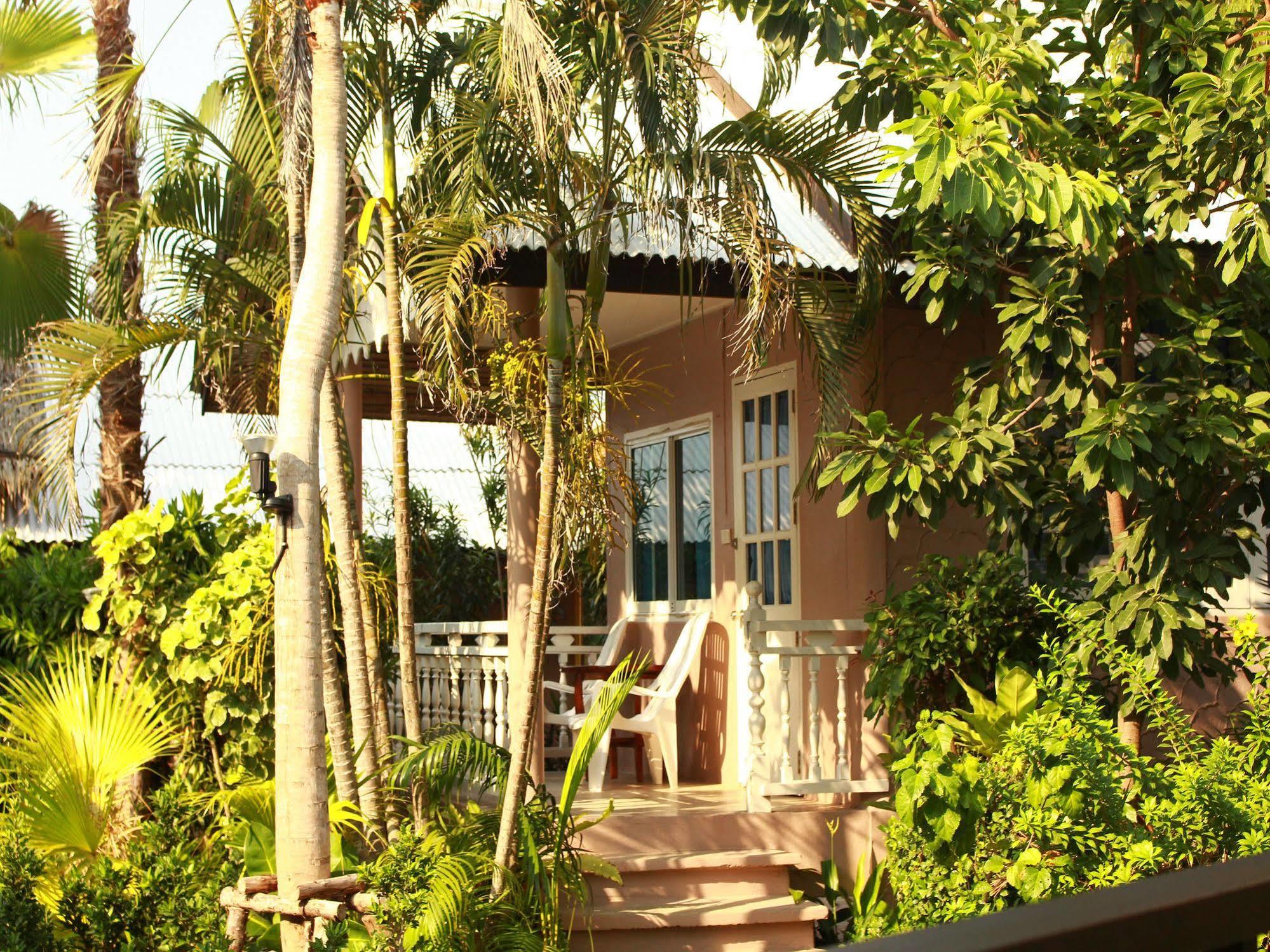 Bangrak Beach Club Bophut Exterior photo